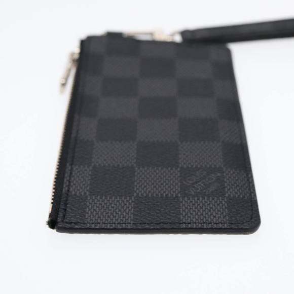 LOUIS VUITTON Damier Graphite Play Phone 8 iPhone Case N60074 LV Auth 87852 - Picture 5 of 16
